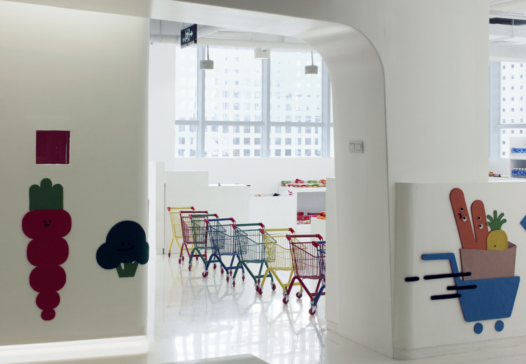 /Witty_Finance/get_goods_mes.do?goods_num=725